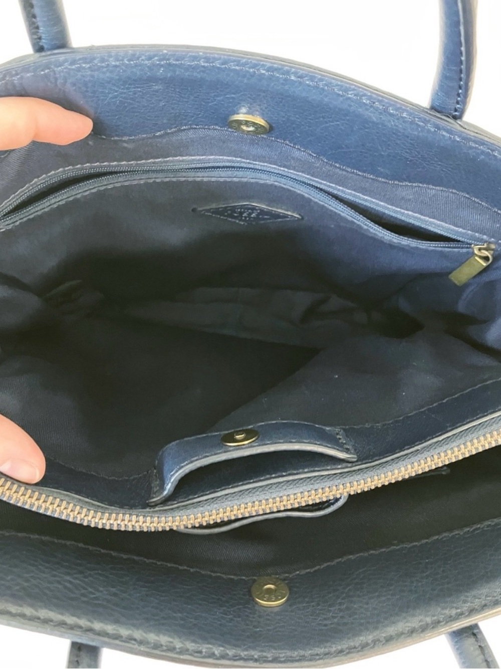 Fossil Navy Blue Multi-Panel Leather Shoulder Bag - Picture 4 of 6